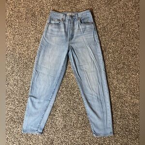 Levi’s High Loose Taper Jeans